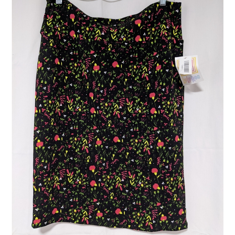 NWT LuLaRoe Cassie Skirt